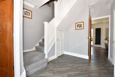27 Eynsford Rise, Eynsford, Dartford, DA4 0HS