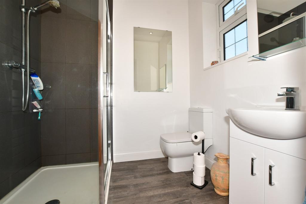 Shower Room (Ground Floor)