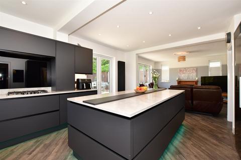 27 Eynsford Rise, Eynsford, Dartford, DA4 0HS