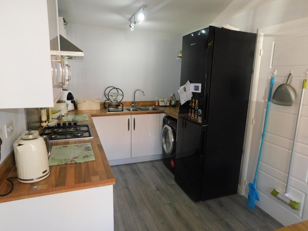 Dining kitchen