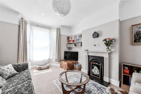 39 Thorold Road, London, N22 8YE