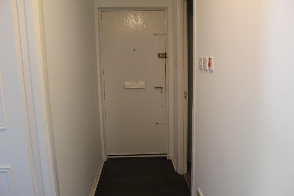 Apartment in Glasgow - View 2