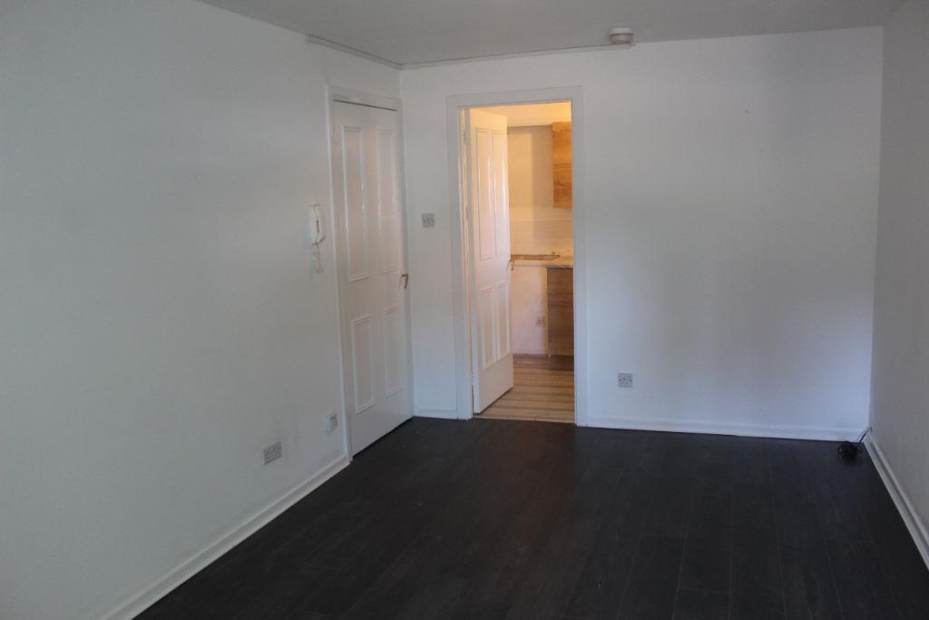 Apartment in Glasgow - View 5
