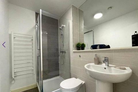 1 bedroom flat for sale, Aire, Cross Green Lane, Leeds, LS9