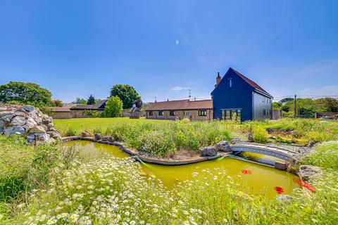 4 bedroom barn conversion for sale, Southend-on-sea SS3