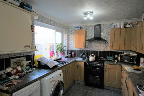 25 Carpenter Court, Bodmin, PL31 2ET