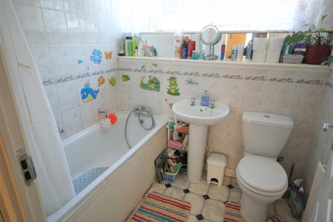 25 Carpenter Court, Bodmin, PL31 2ET