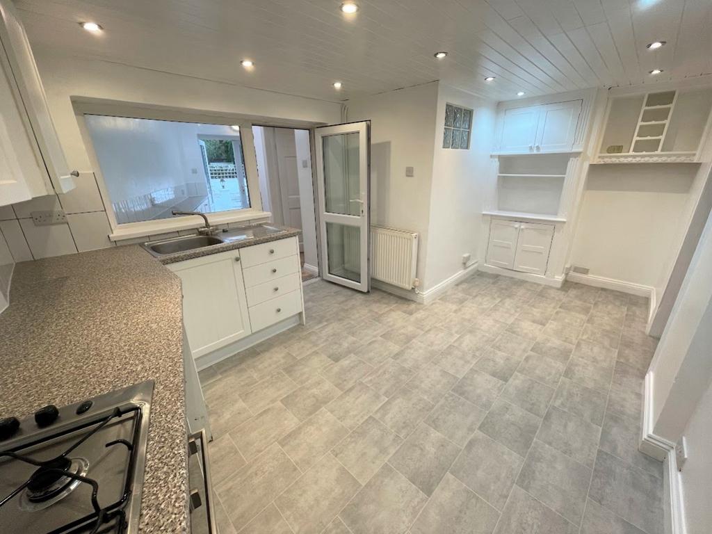 Station Road, St. Blazey, Par, Cornwall, PL24 2 bed terraced house for