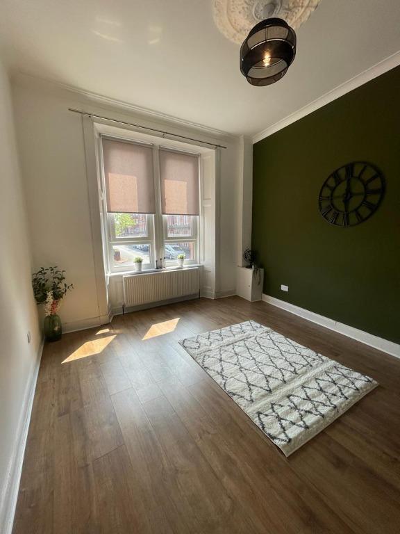 Braeside Street, North Kelvinside, Glasgow, G20 1 bed flat £750 pcm