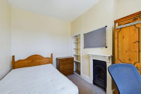 4 Cedar Road, Northampton, NN1 4RN
