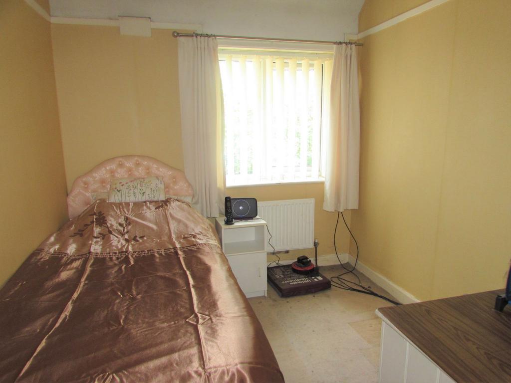 Photograph 11