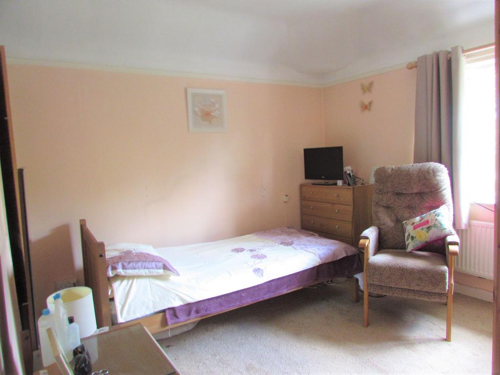 Photograph 9