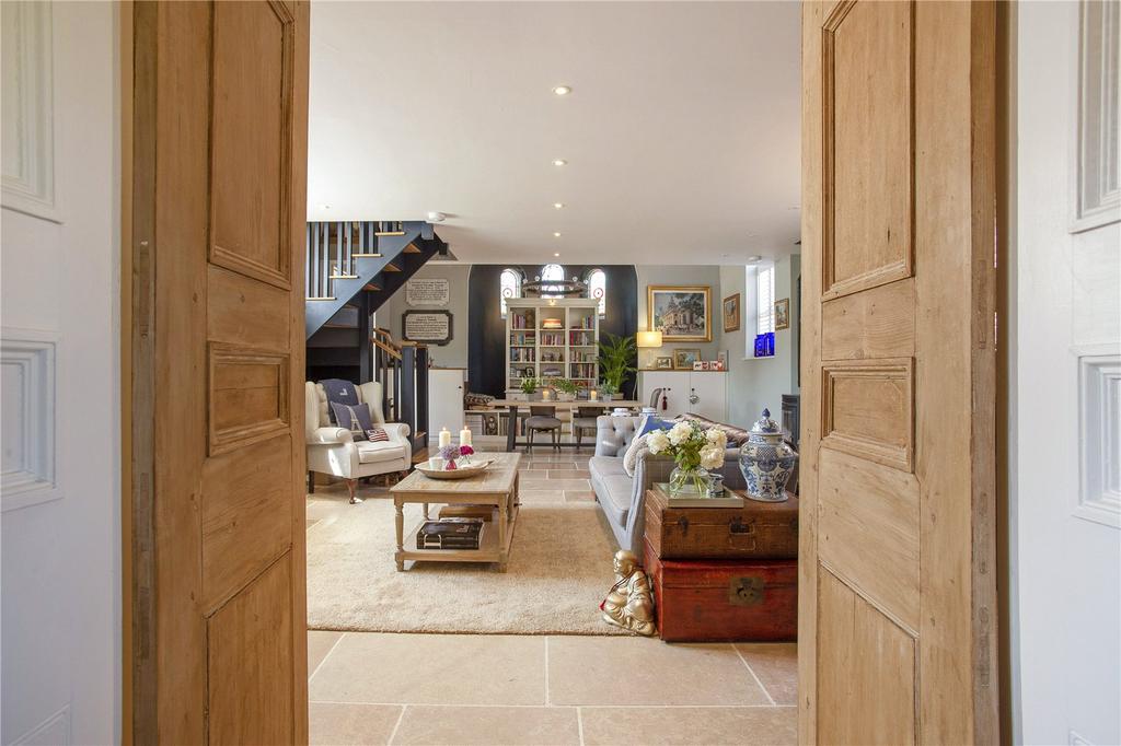 Huntley Road, Tibberton, Gloucestershire, GL19 3 bed detached house for