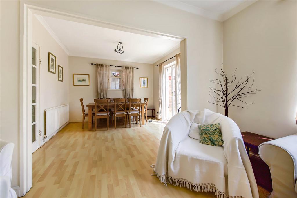 Reception/Dining Rm