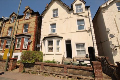 2 bedroom apartment to rent, Farnham Road, Guildford, Surrey, GU2