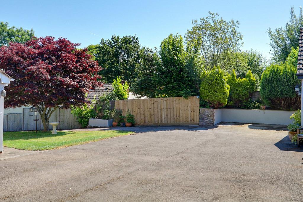 Driveway &amp; Parking