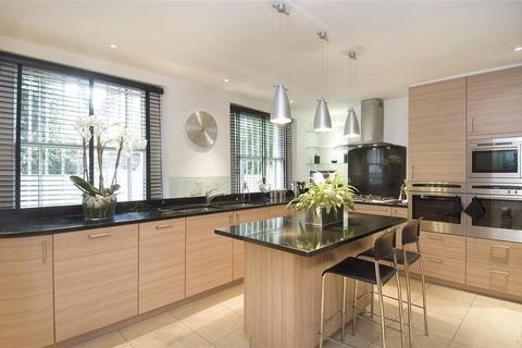 3 bedroom terraced house for sale - Clifton Hill, St John's Wood, London, NW8