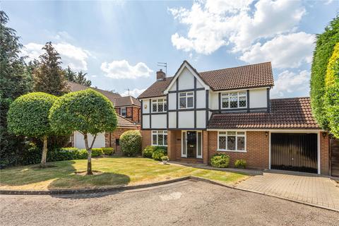 4 bedroom detached house for sale, Kingfisher Close, Northwood, Middlesex, HA6