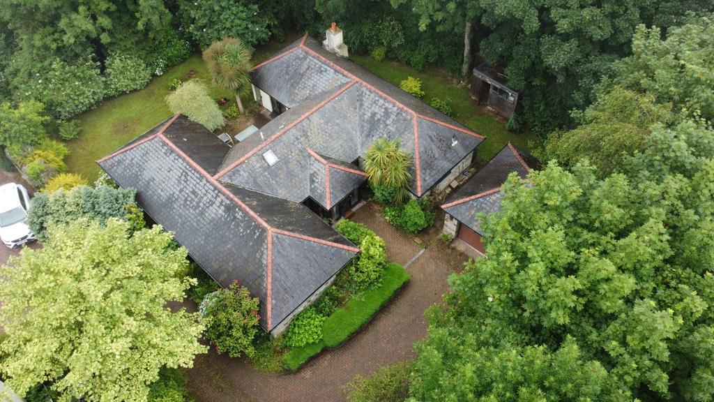 3 Priors Barn Aerial View