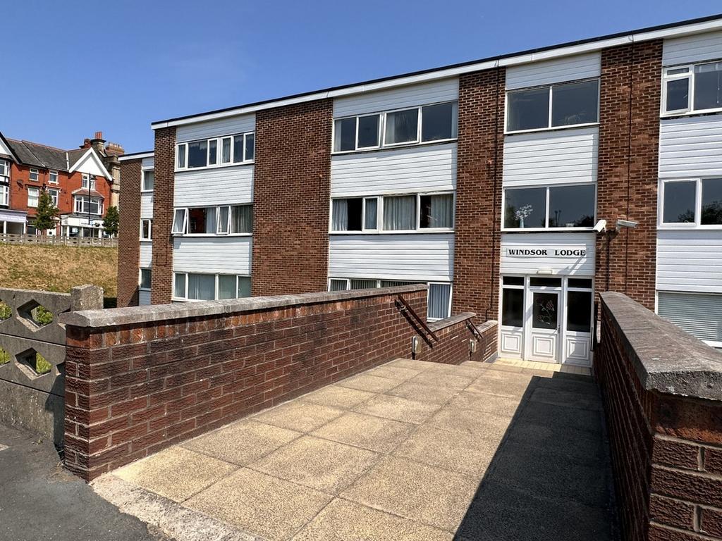 Windsor Lodge Windsor Road, Ansdell, FY8 2 bed apartment for sale £95,000