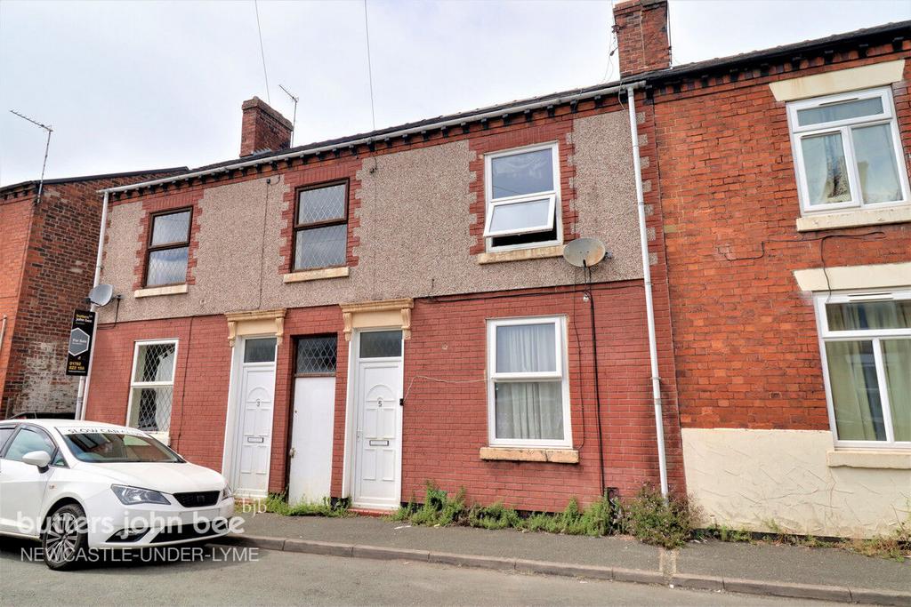 Edensor Street, Newcastle 3 bed terraced house for sale £60,000