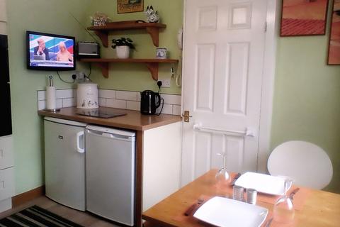 17 Tarnside Close, Stockport, SK2 5JB