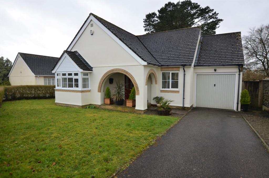 Beech Drive, Bodmin, Cornwall, PL31 3 bed detached bungalow for sale