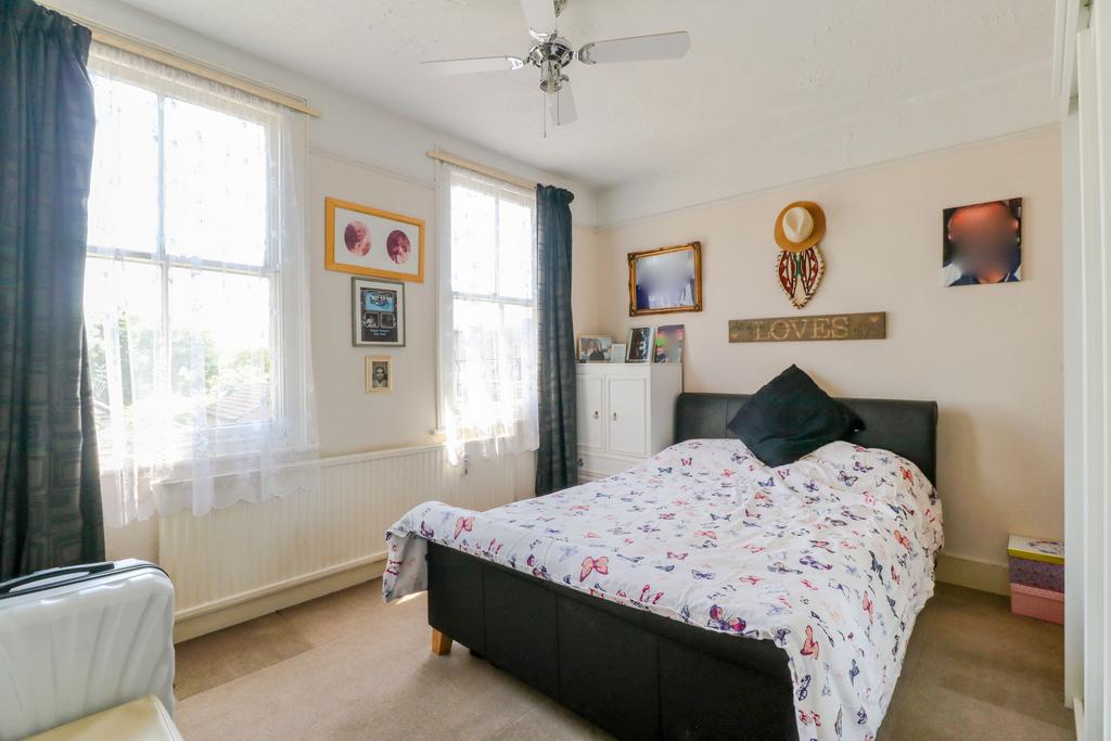 Rotherfield Road, EN3 3 bed end of terrace house for sale £399,995