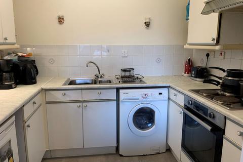35 Bordeaux Close, Northampton, NN5 6YR