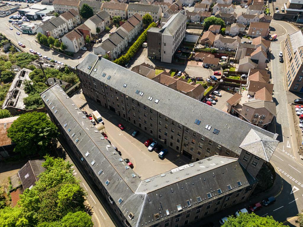 Pleasance Court, Dundee, DD1 3 bed apartment £175,000