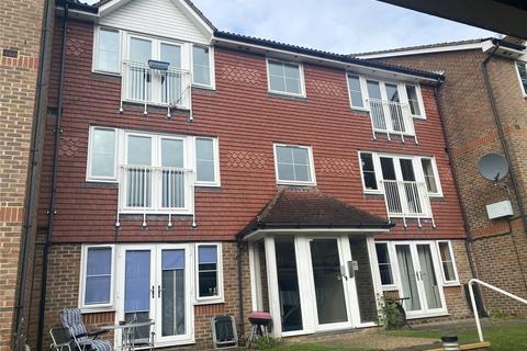 1 bedroom apartment to rent, Tuscany Gardens, Crawley, West Sussex, RH10