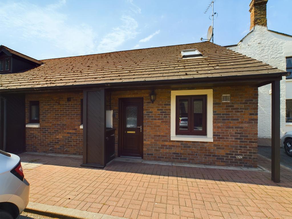 Scotby Green Steading, Scotby, Carlisle, CA4 2 bed terraced house for