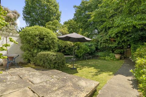 2 Redberry Grove, London, SE26 4DA