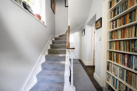 2 Redberry Grove, London, SE26 4DA