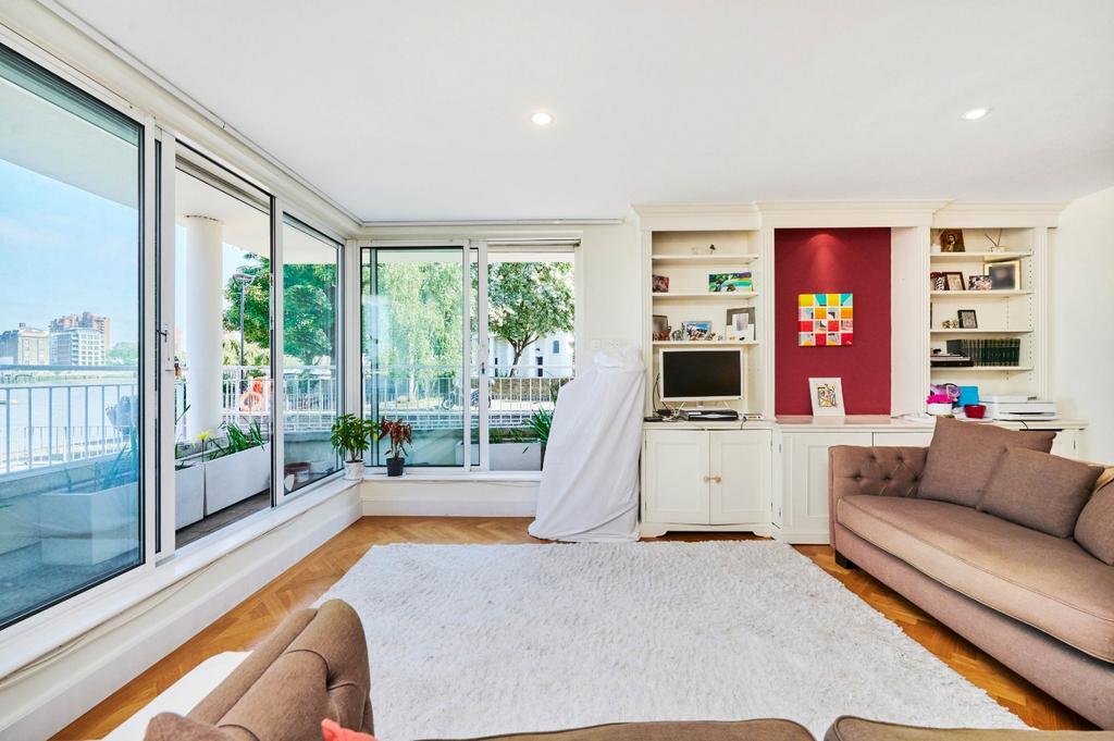 Old Swan Wharf, 116 Battersea Church Road, London, SW11 2 bed flat to rent £2,500 pcm (£577 pw)