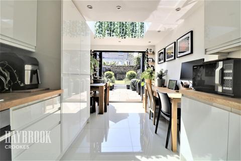 153 Freedom Road, Sheffield, S6 2XB