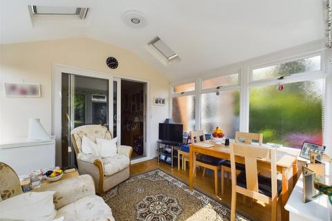 16 Coldray Close, Gloucester, GL1 3QT