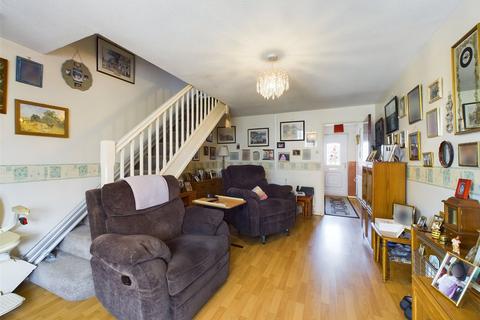 16 Coldray Close, Gloucester, GL1 3QT