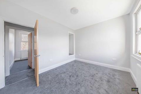 73 Braemar Road, London, E13 8EH