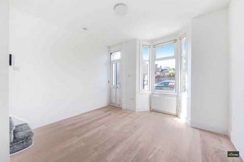 73 Braemar Road, London, E13 8EH