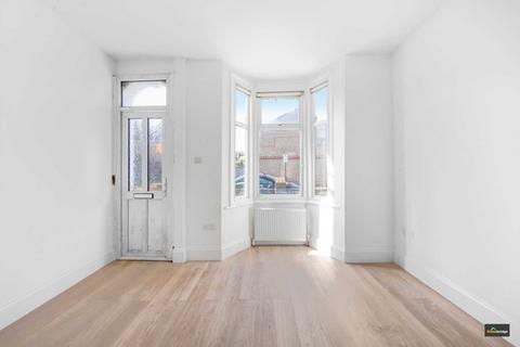 73 Braemar Road, London, E13 8EH