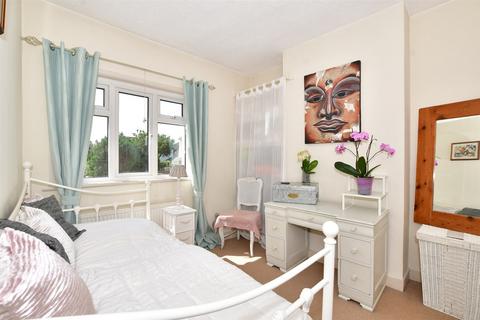 6 Diceland Road, Banstead, SM7 2ET
