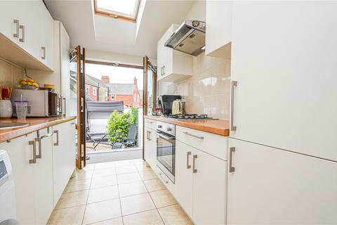 4 bedroom terraced house for sale, Groundwell Road, Swindon, Wiltshire, SN1
