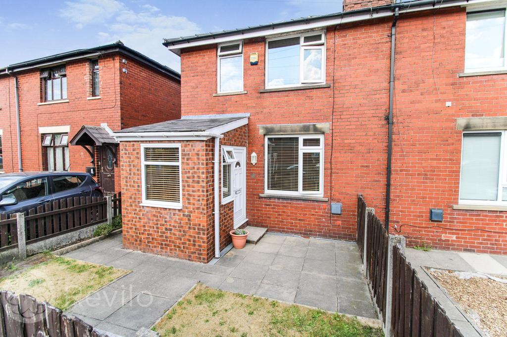Elm Grove, Wardle, OL12 3 bed semidetached house for sale £179,950