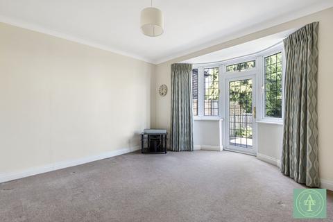 55 Wynchgate, London, N14 6RH