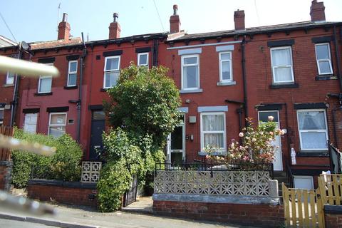 3 bedroom terraced house for sale - Harlech Road, Leeds LS11