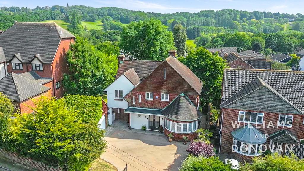 Fernlea Road, South Benfleet 4 bed detached house for sale £900,000