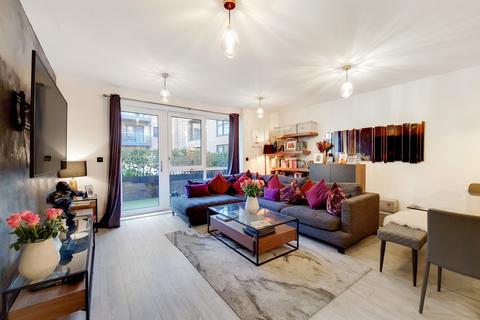 Flat 28, Swan Court Swan Street, Isleworth, TW7 6XW