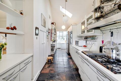 6 Park View Road, London, W5 2JB