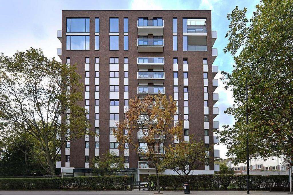 Primrose Hill Road, Belsize Park 2 bed flat for sale £850,000